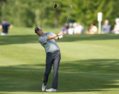 Brendon Todd scrambles for closing par to take the lead in the John Deere Classic